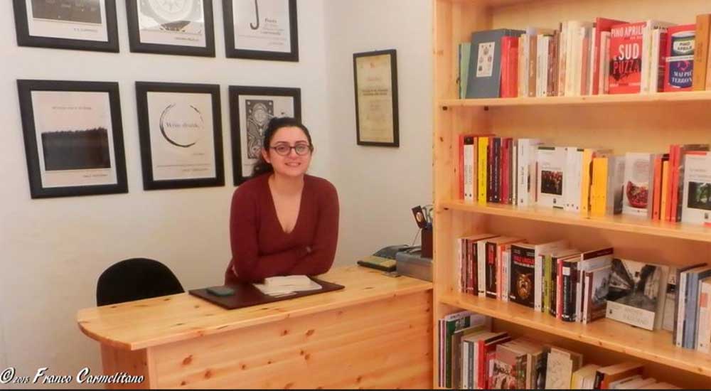 Torna la primavera e a Tropea apre una nuova libreria indipendente