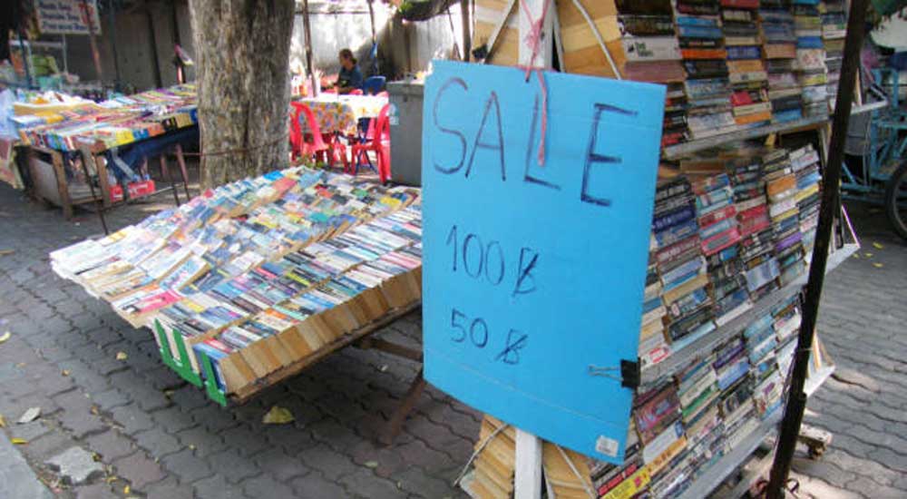 A Bangkok si arrestano i librai. La storia di Udomsak
