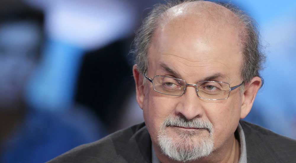 Le pagelle di Rushdie su Goodreads (dove “stronca” Harper Lee e…): “Non sapevo fossero pubbliche…”