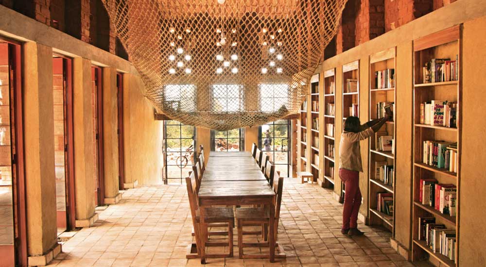 In Burundi la biblioteca che rispetta la tradizione africana (e aiuta i bambini sordi)