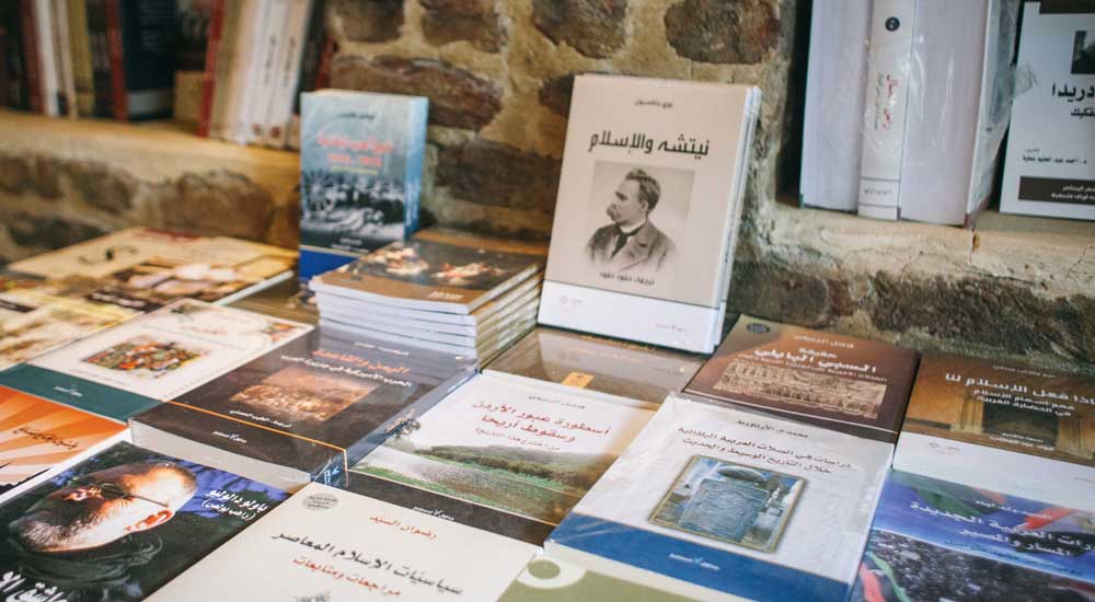 A Istanbul una libreria per i rifugiati siriani (e non solo). La storia di “Pages”
