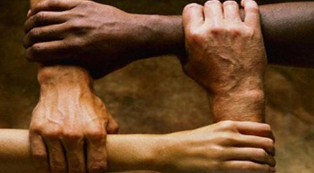 Sul perché (per fortuna) ci sono ancora persone altruiste