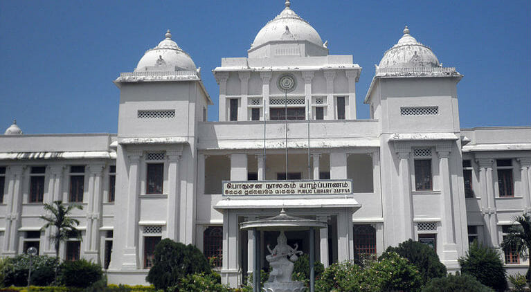 Sri Lanka, la nuova vita della biblioteca risorta dalle macerie della guerra civile