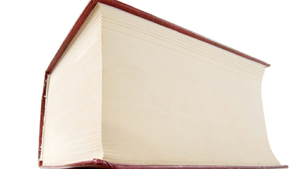 I motivi per cui vale la pena leggere libri lunghi nell’era della frenesia