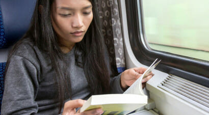 Perché è bello leggere in treno?