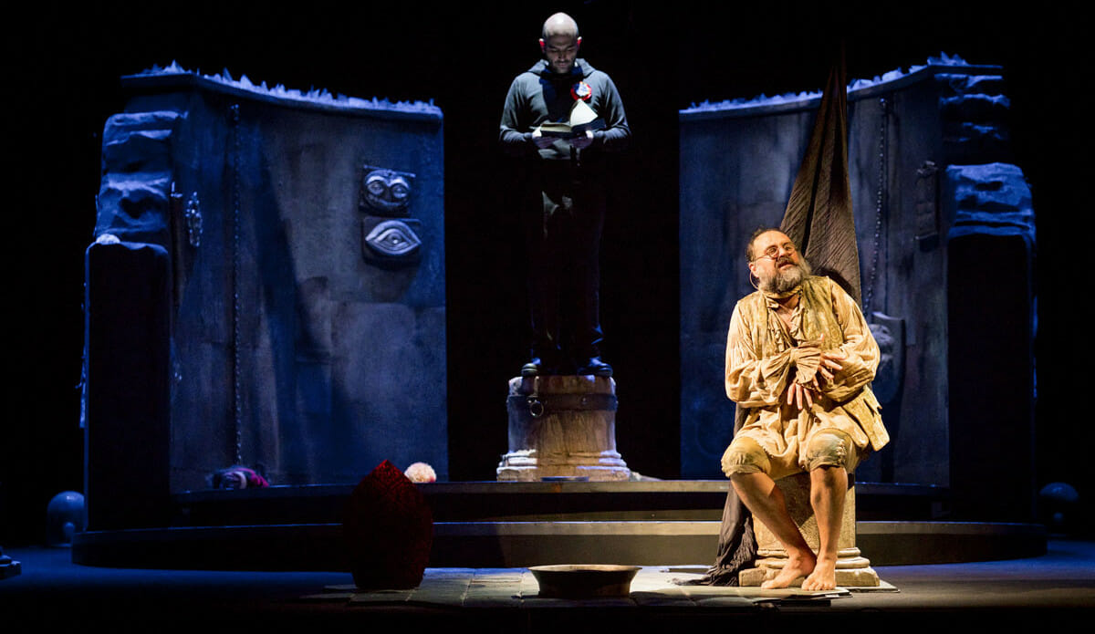 Una “Divina Commedia napoletana”: a teatro Saviano mostra il suo lato ironico