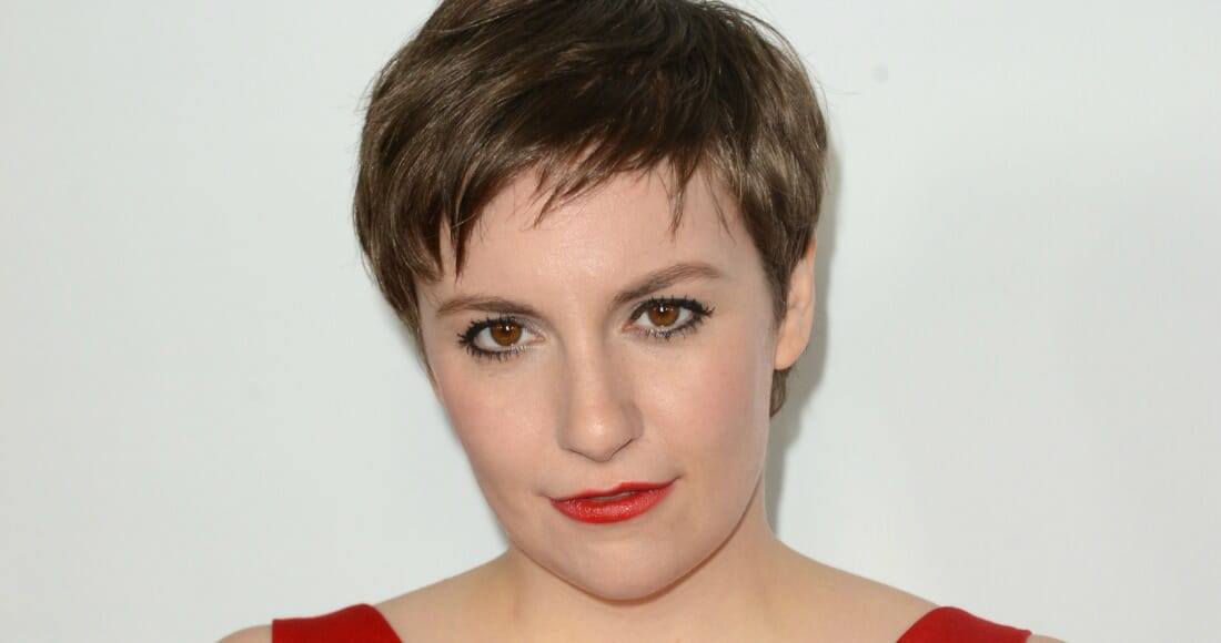 Lena Dunham, star della serie “Girls”, pubblica i suoi diari per beneficenza
