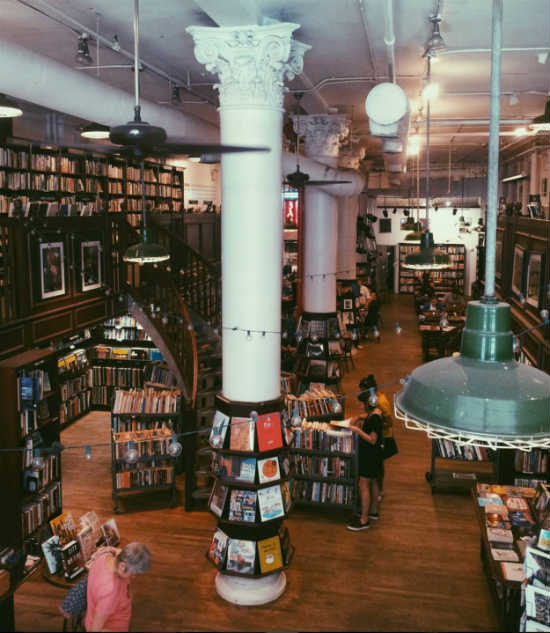 Housing Works Bookstore Café di New York City