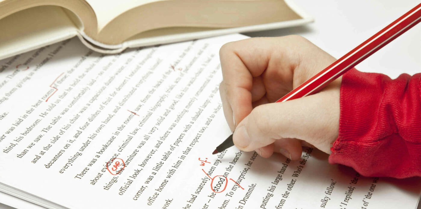 Dove vanno messi gli aggettivi? La microlezione di grammatica