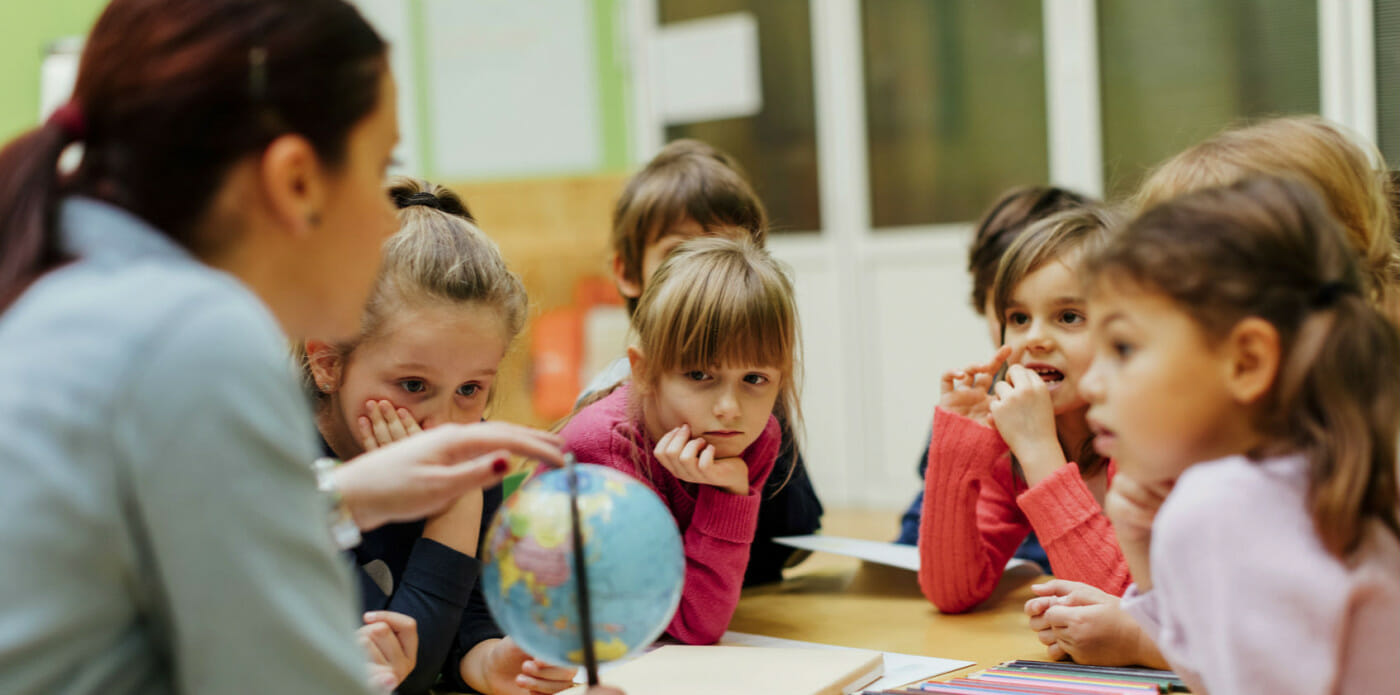 scuola bambini studenti professori prof insegnanti