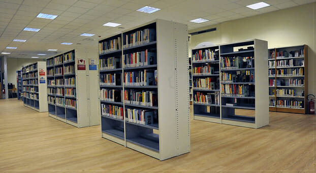 Bilblioteca Gallaratese