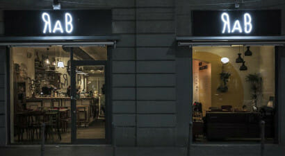 A Milano arriva il Rab: caffè letterario e spazio per i servizi sociali