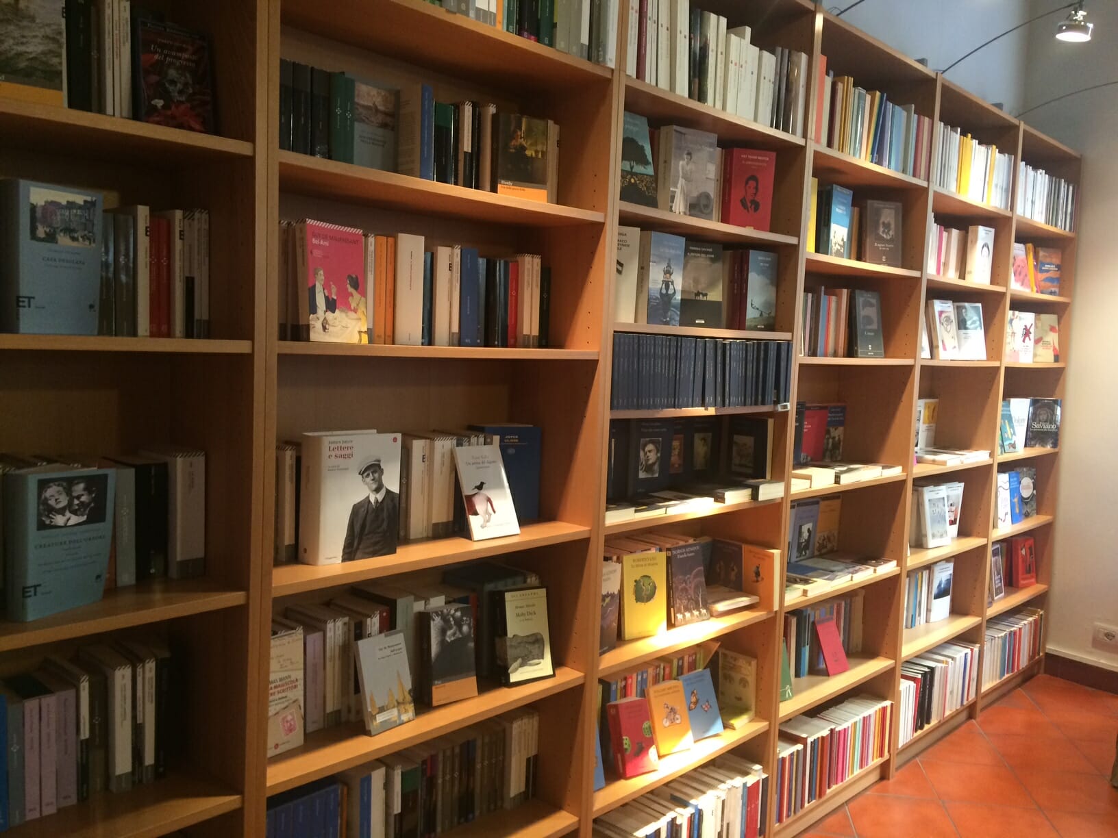 Libreria Linea d'Ombra