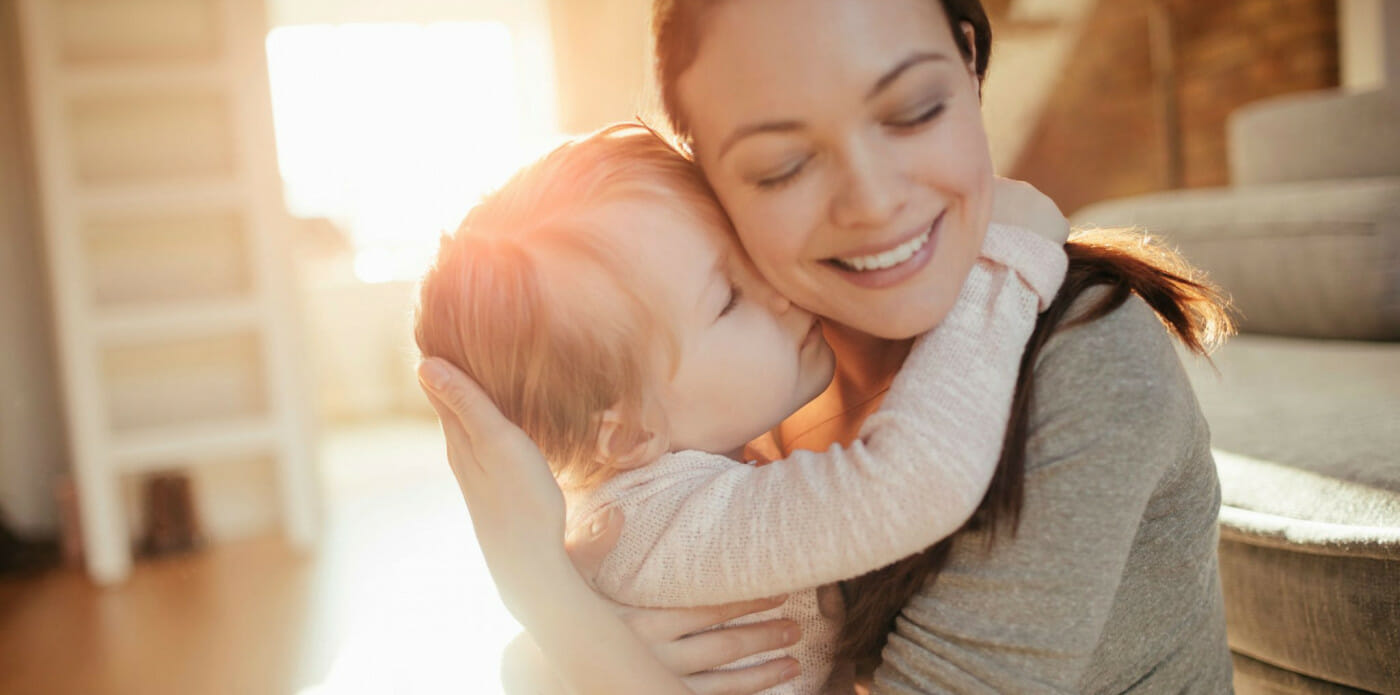 mamma madre madri donne bambino bambina figlio figli famiglia