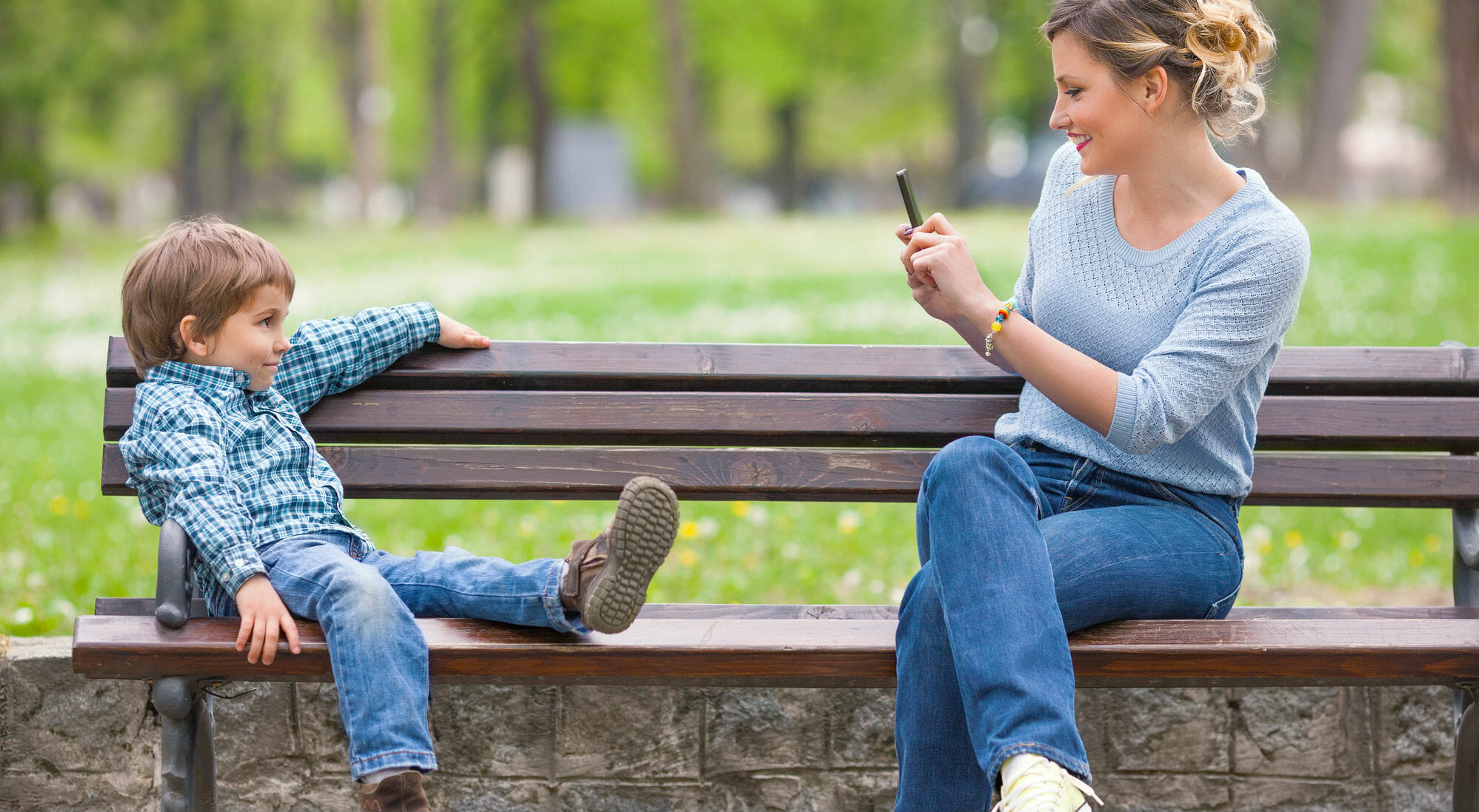 Mobile mamma e figlio sesso