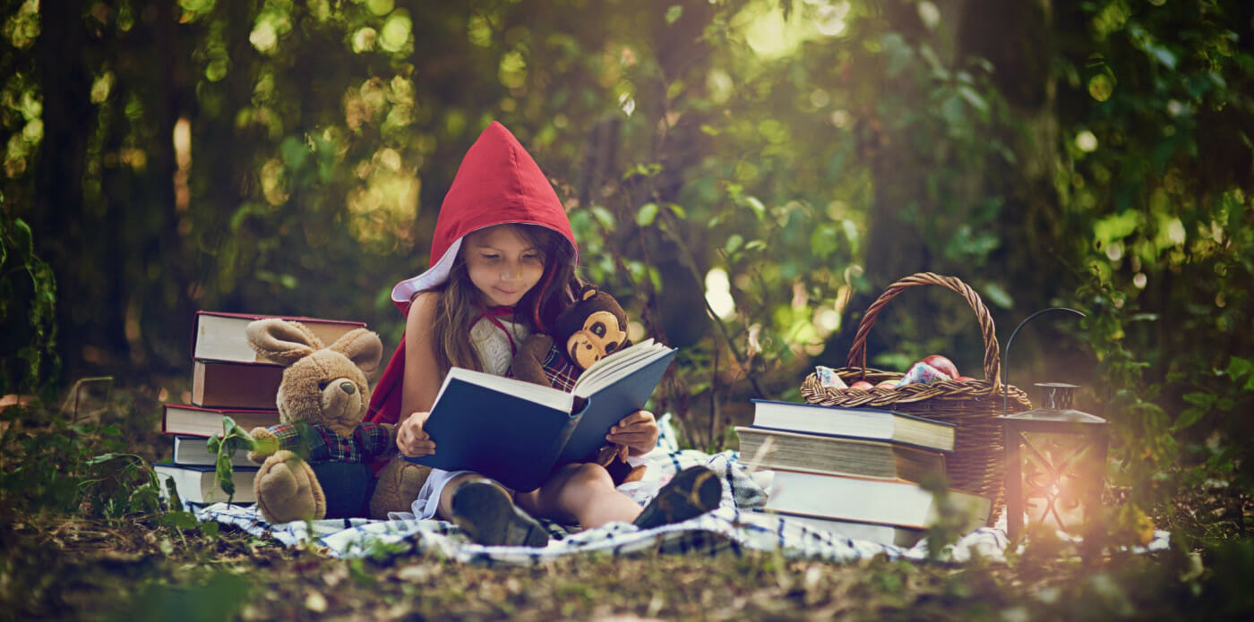 bambina favola favole cappuccetto rosso fiabe fiaba libro libri lettori lettura lettore