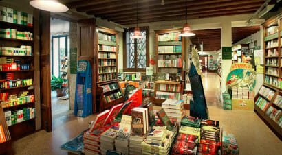 Palazzo Roberti: festeggia 20 anni una delle librerie più belle al mondo