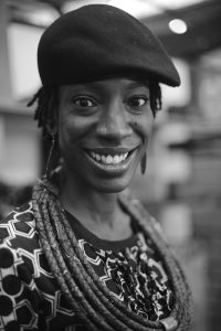 Yewande Omotoso - La signora della porta accanto