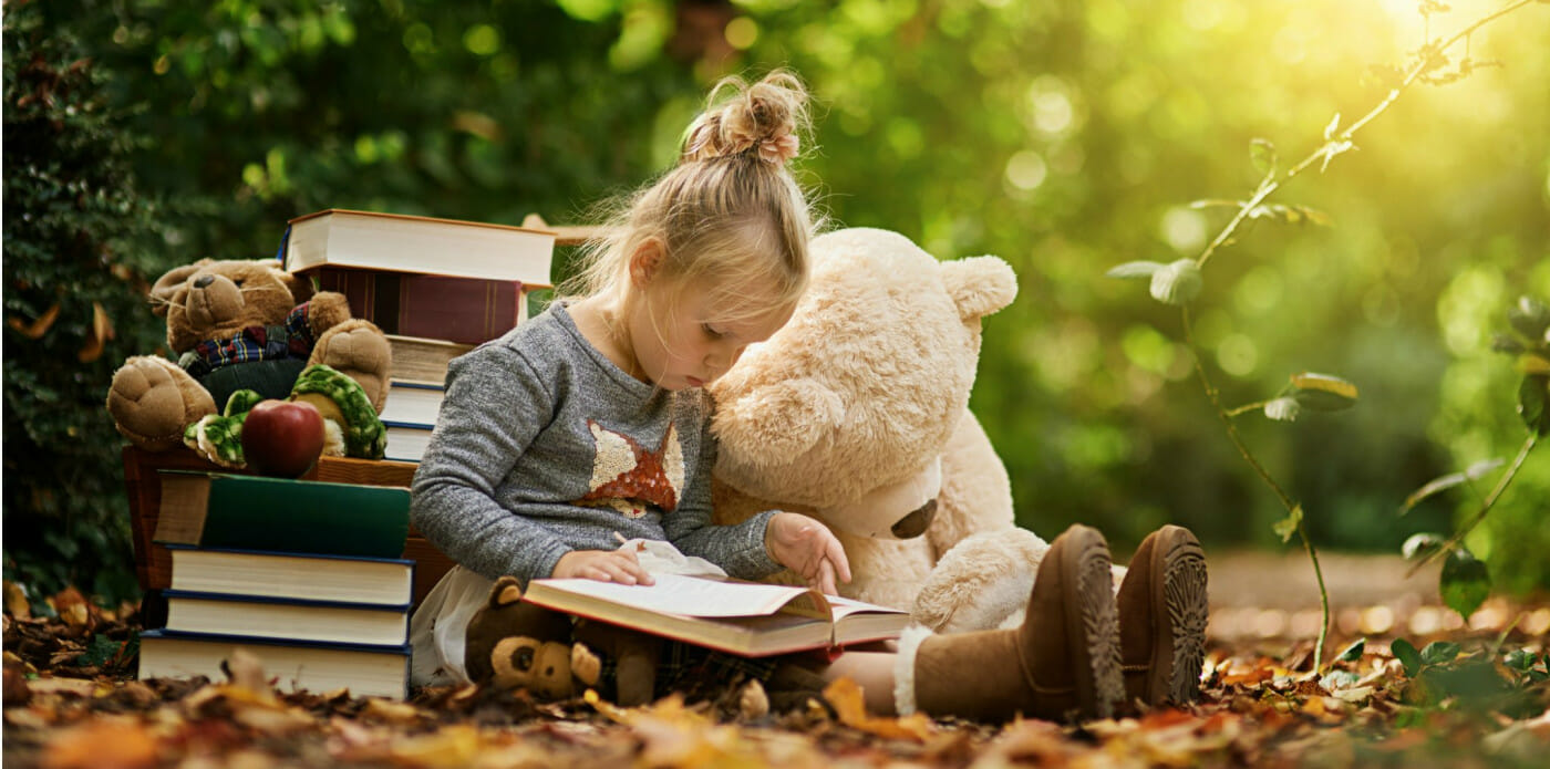 libro, libri leggere lettura lettori lettrice lettore