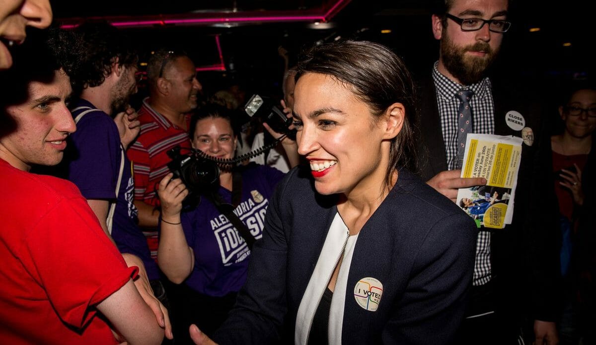 Dal  Bronx la favolosa storia di Alexandria Ocasio-Cortez