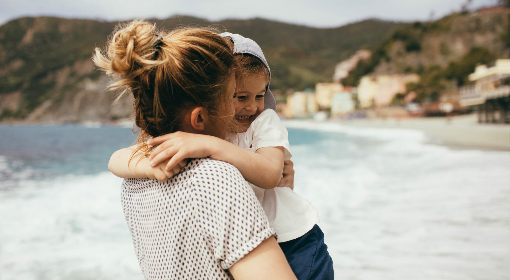 Cosa vuol dire essere madri oggi (e perché è importante non restare sole)