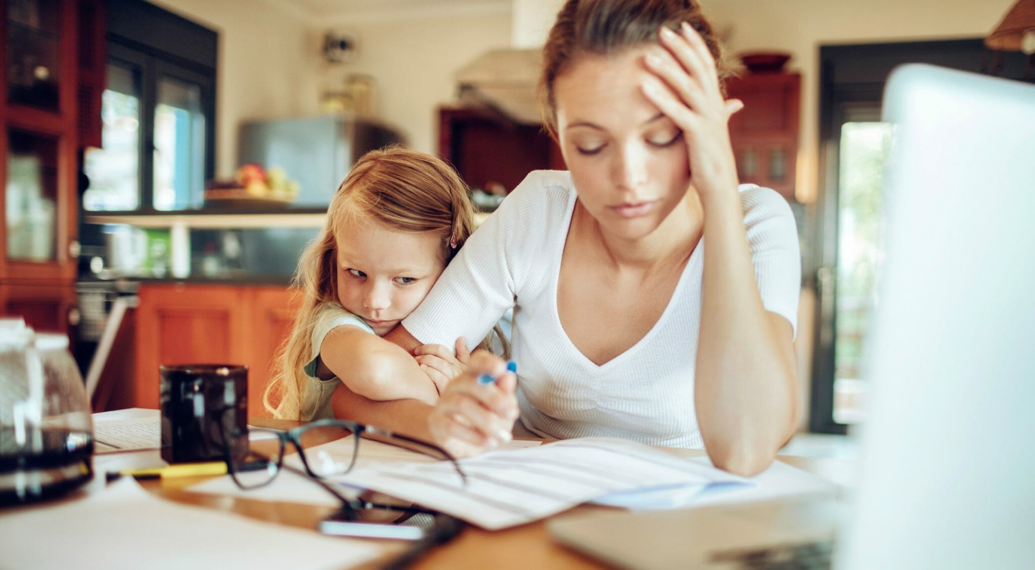 Inaccettabile che le madri siano ancora costrette a scegliere tra figli e lavoro