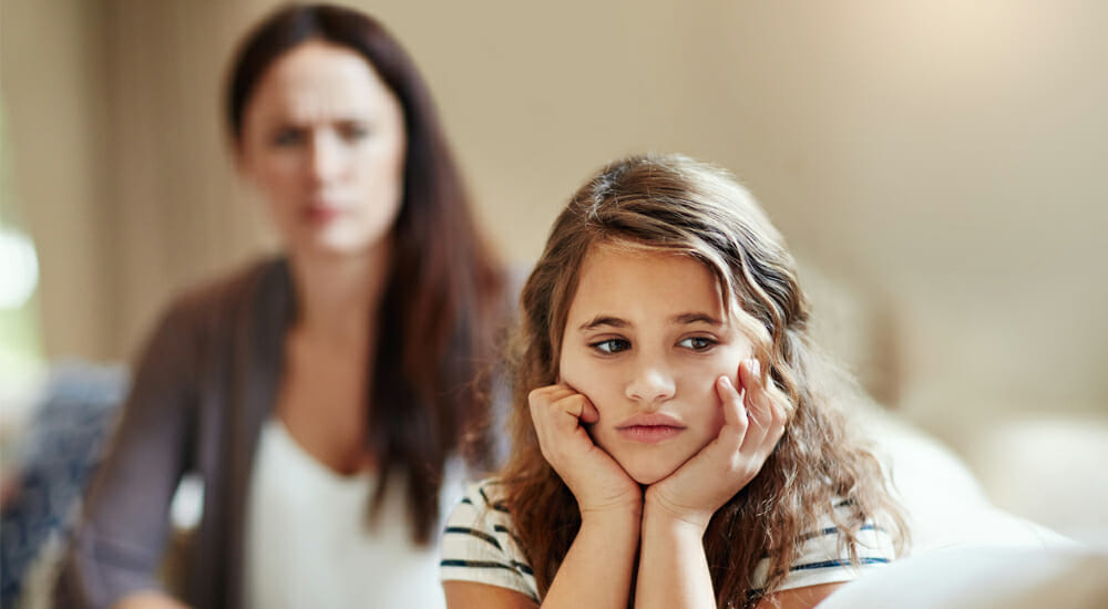 mamma mamme adolescenti arrabbiata madre madri maternità tristezza triste