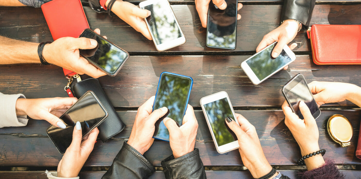 digital social smartphone
