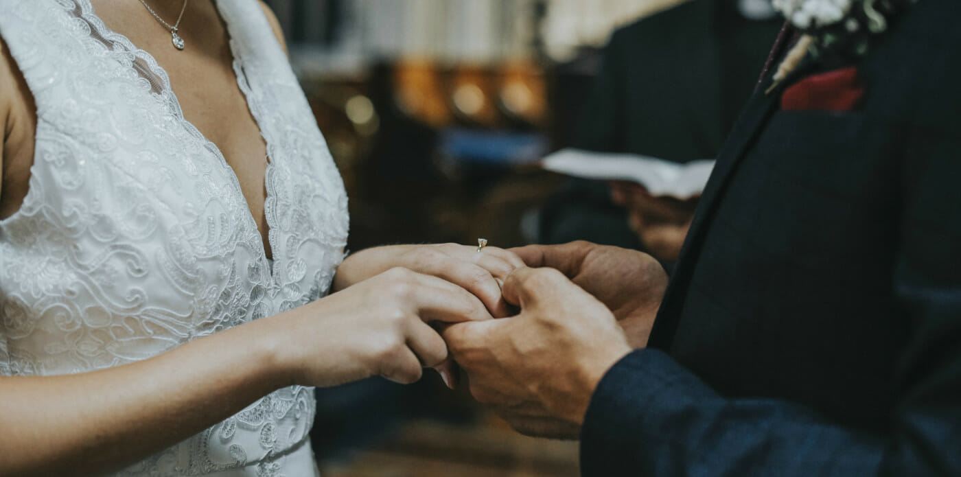 originali proposte di matrimonio per chi ama leggere.jpg