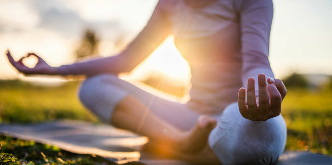 Consigli di lettura per mettere insieme una piccola libreria a tema Yoga