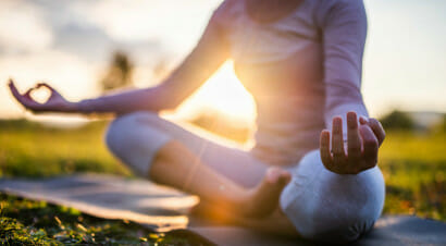 Consigli di lettura per mettere insieme una piccola libreria a tema Yoga