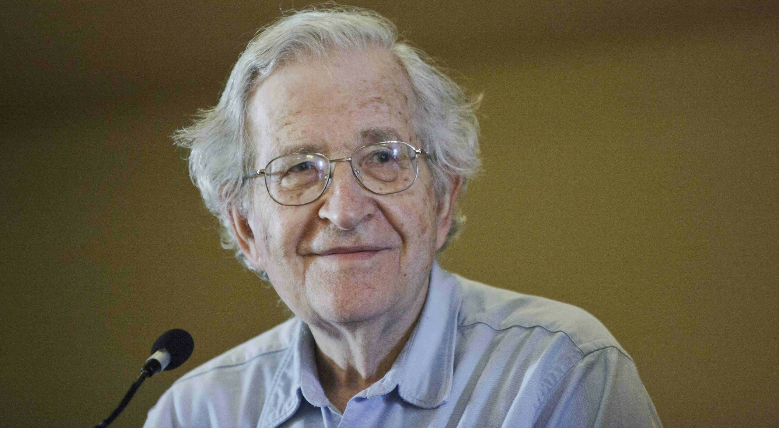 "La responsabilità degli intellettuali" per Noam Chomsky