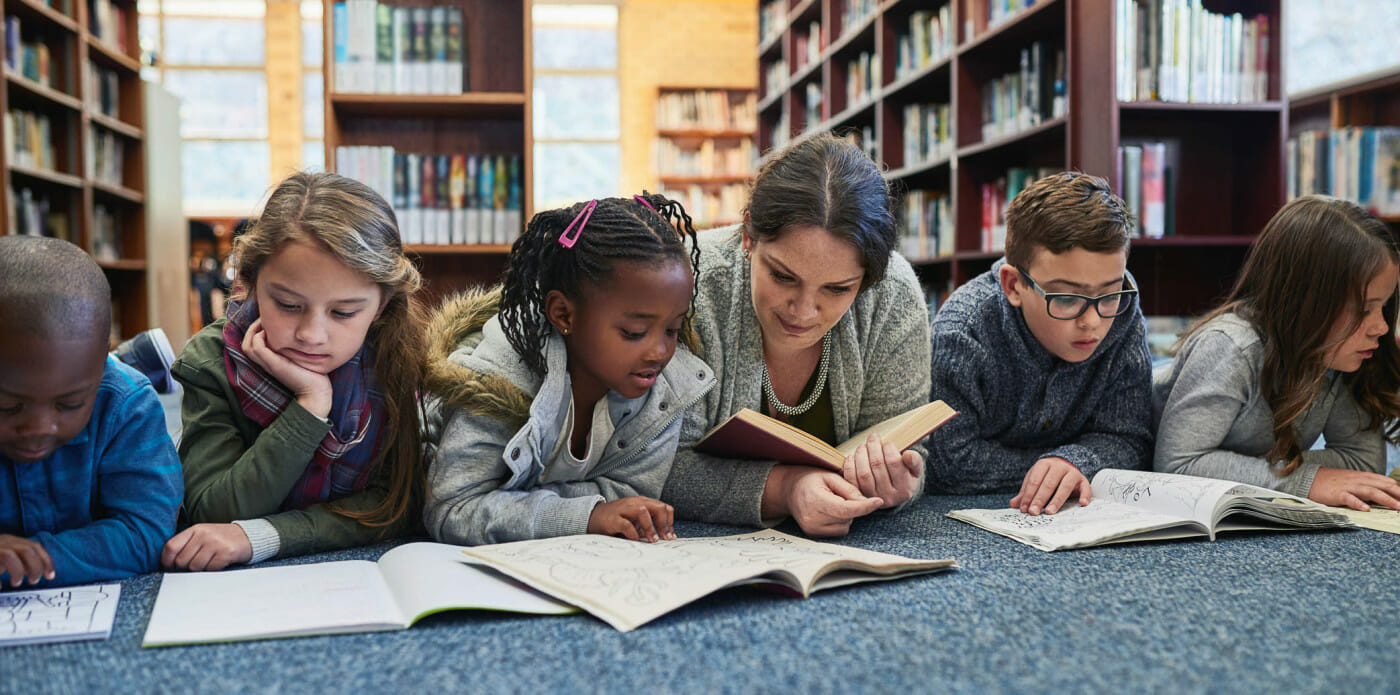 scuola bambini bambine studenti