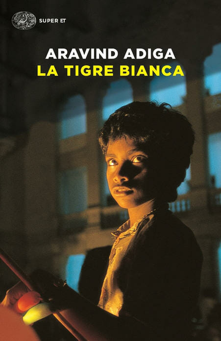 copertina la tigre bianca