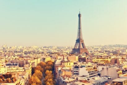 Parigi vista dagli occhi di chi l'ha raccontata: una guida letteraria