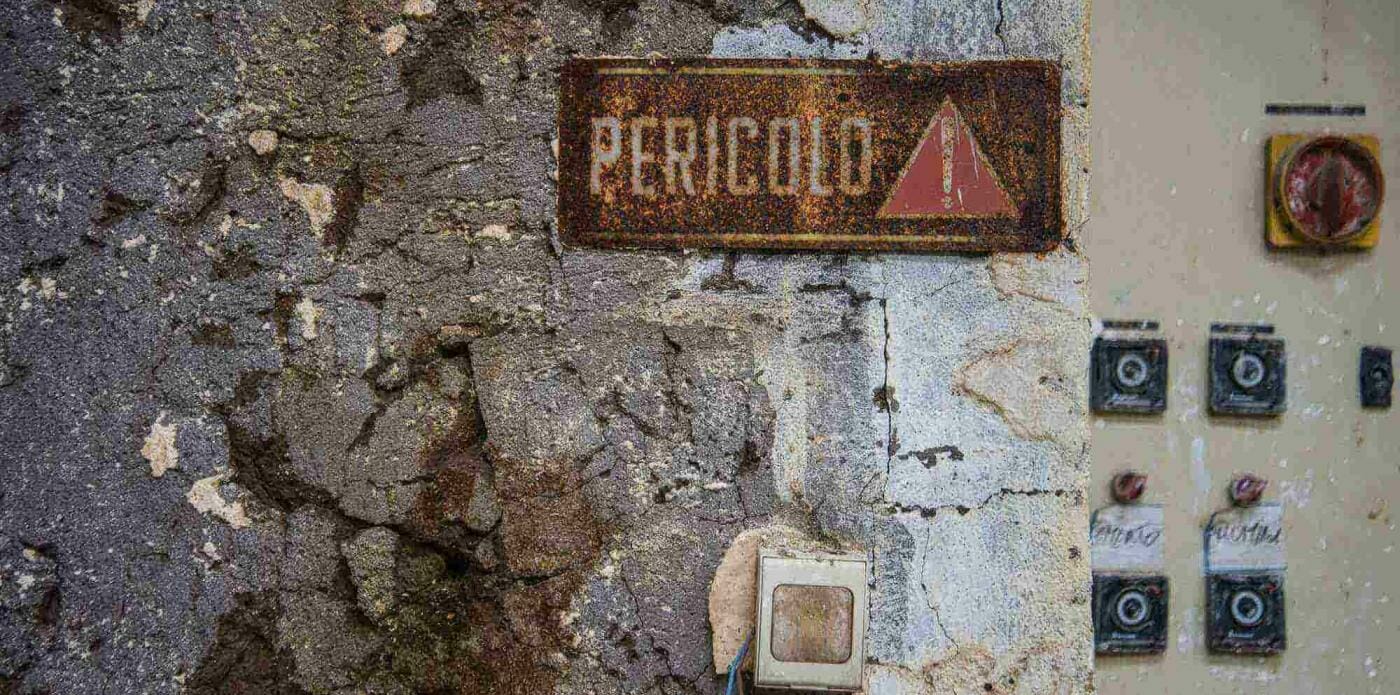 urbex fabbrica abbandonata ascosi lasciti