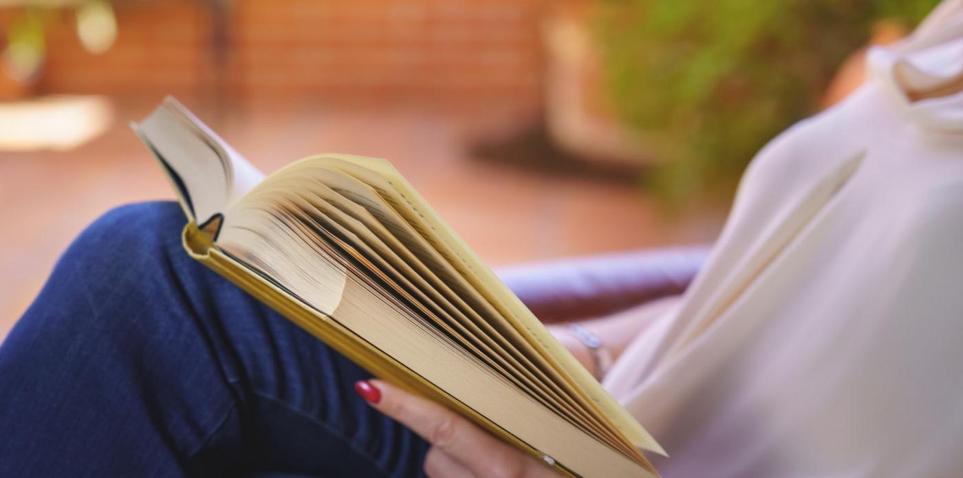 lettura, lettrice, libro, pagine, interno, donna, cartaceo, leggere, libri