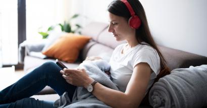 Quale sarà il futuro del mercato degli audiolibri? Il 12 febbraio una conferenza online