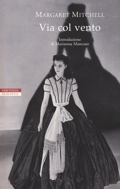 La copertina di Via col vento di Margaret Mitchell