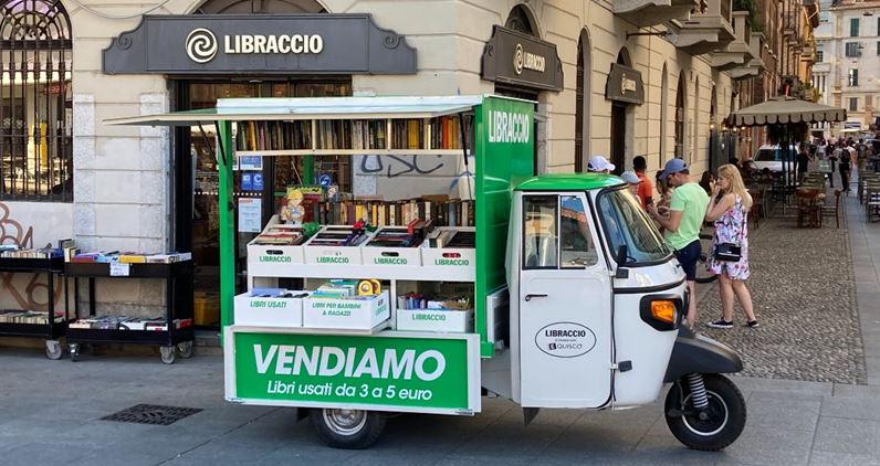 “Ape Libraccio” vende (e compra) i libri usati in giro per Milano