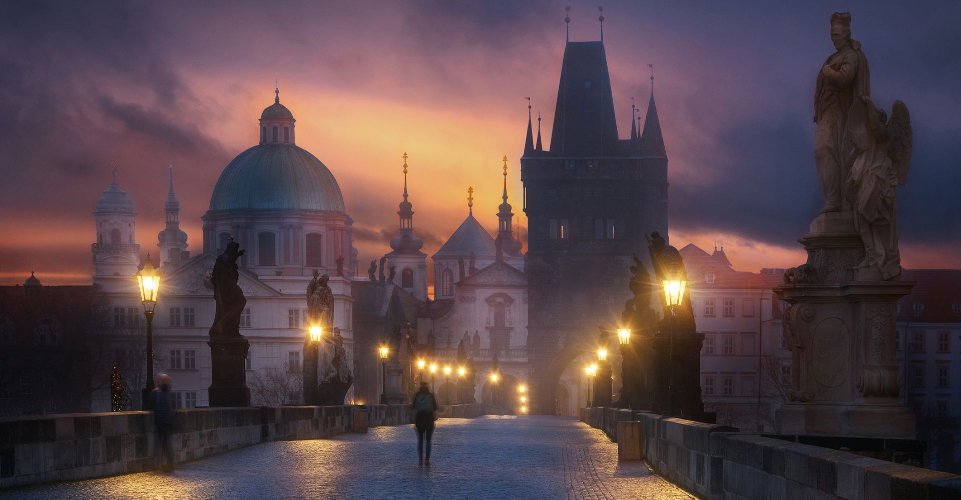Tour letterari: i luoghi di Kafka a Praga, tra vicoli, ponti e caffè letterari