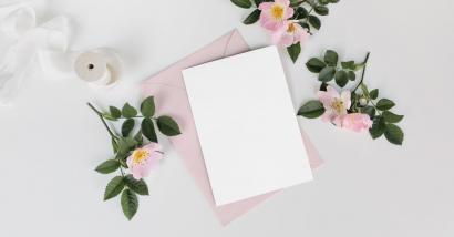 Cartoline letterarie: idee regalo per amanti dei libri