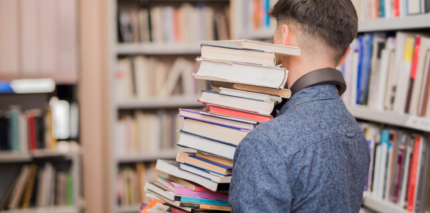 ragazzi adolescenti lettori libri lettura