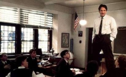 Poesie da portare in classe alle superiori? Tanti consigli per i docenti con Il Libraio Scuola