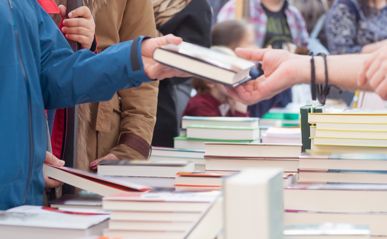 Festival letterari, premi e fiere del libro 2025: il calendario aggiornato