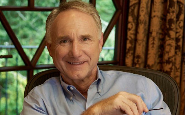 Dan Brown nella foto di Ben Flythe