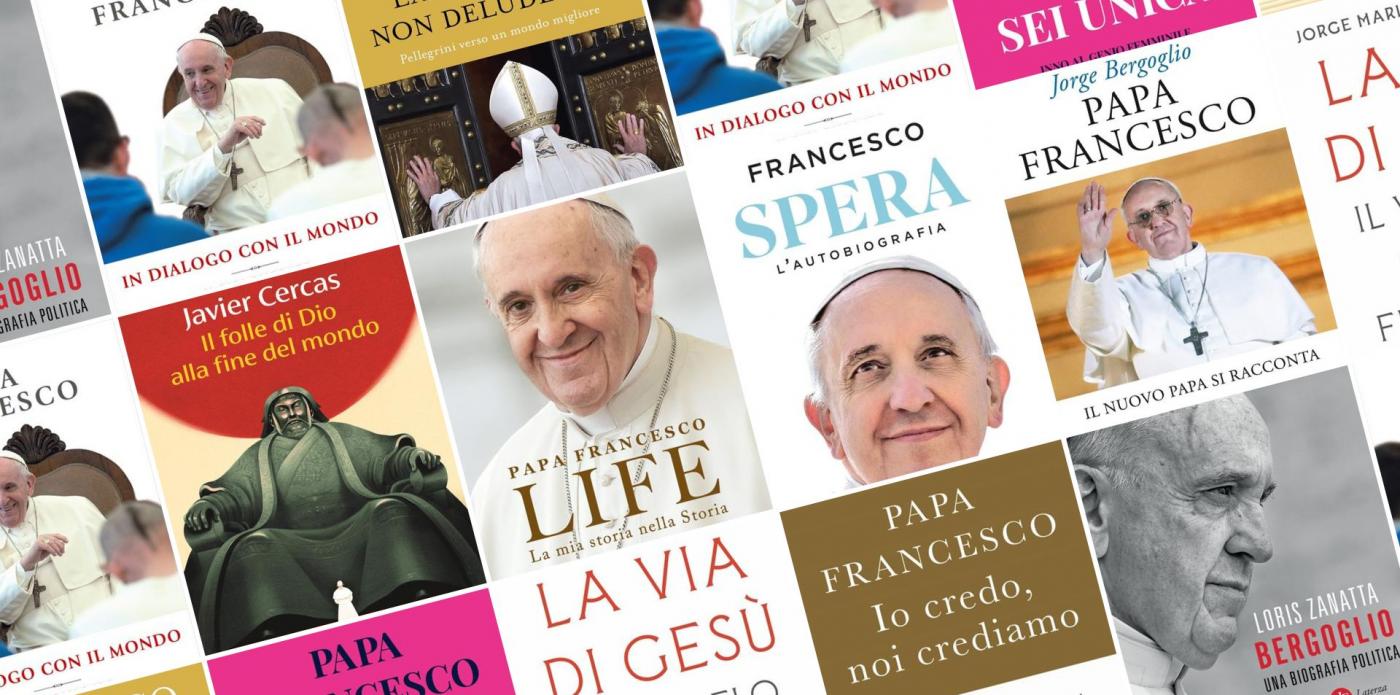 Un collage di foto dedicato alle copertine di alcuni libri di Papa Francesco o di libri su Papa Francesco