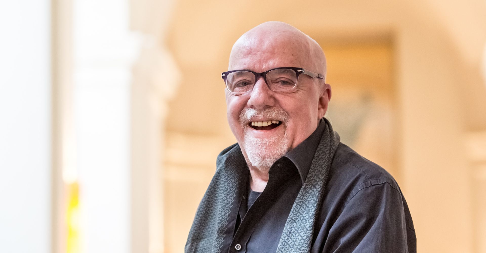Lo scrittore Paulo Coelho