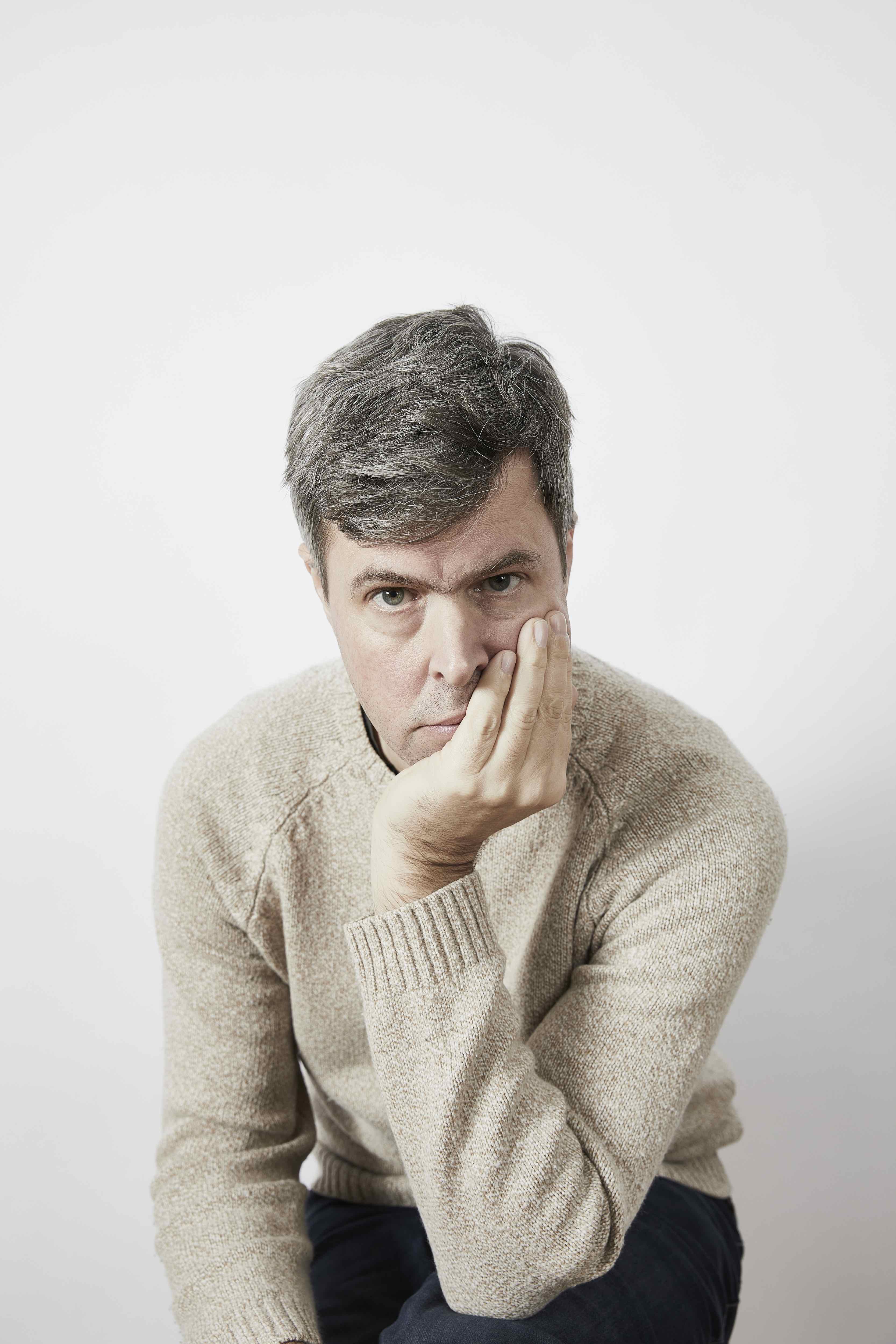 David Szalay nella foto di Jonas Matyassy