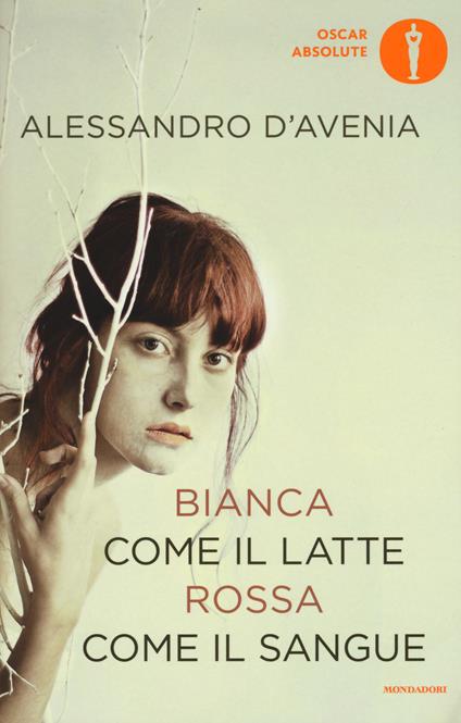 Copertina di "Bianca come il latte rossa come il sangue" di Alessandro D'avenia, romanzo che racconta la storia di un primo amore